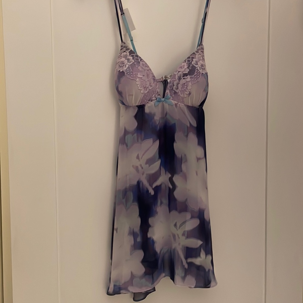 Lingerie set. Size med. Teddy with robe and g string. NWT.